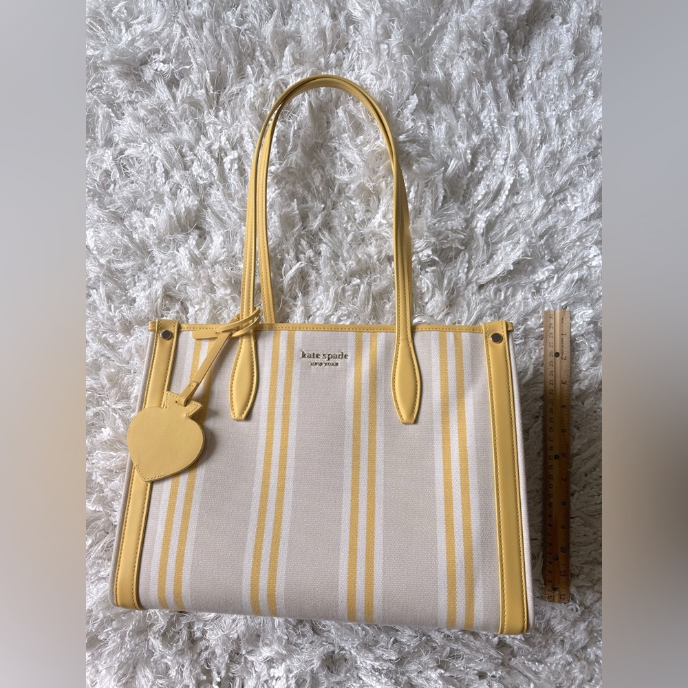 Kate Spade Tote Bag w/ Dust Bag - Picture 5 of 10